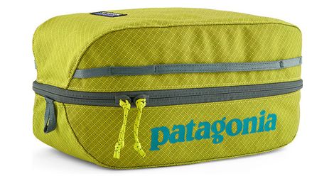 Patagonia black hole cube 6l green