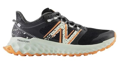 Chaussures de Running New Balance Fresh Foam Garoe Noir Orange Femme