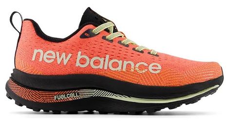 Chaussures de Trail Running New Balance Fuelcell Supercomp Trail Rouge Noir Femme