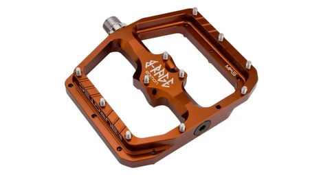 Ein Paar Burgtec Penthouse Flat MK5 B-Rage Edition-Pedale – Kash Bronze / Bronze