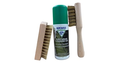 Nettoyant chaussures + brosse universelle + brosse spéciale nubuck et daim