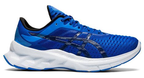 Chaussures asics novablast