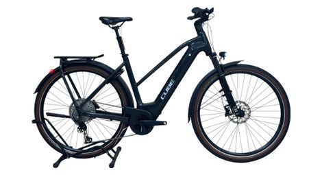 Produit reconditionné . cube kathmandu hybrid exc 750 shimano deore 2024 . vélo électrique . cube . très bon état