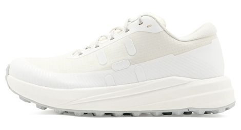Scarpe da trekking Haglöfs L.I.M Horizon Gore-Tex Low bianche da donna