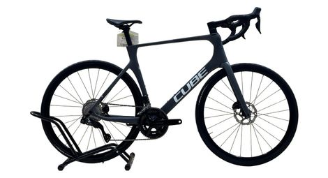 produit reconditionné . Cube Agree C:62 Shimano 105 Di2 2024 . Vélo de Route . Cube . très bon état