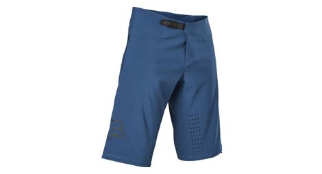 Short fox defend bleu