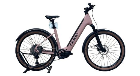 Cube Reaction Hybrid Pro 750 Allroad Shimano Cues 2024 VTT Electrique Cube Tres Bon Etat