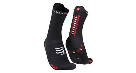 Par de calcetines compressport pro racing v4.0 run high negro / rojo