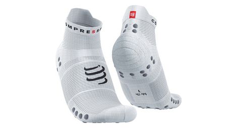 Paire de chaussettes compressport pro racing socks v4 0 run low blanc
