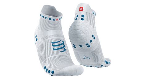 Paire de chaussettes compressport pro racing socks v4 0 run low blanc bleu