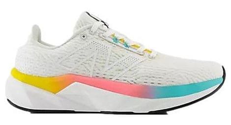 Chaussures running new balance fuelcell propel v5 blanc/multicolore femme