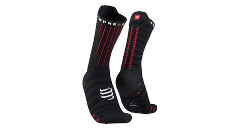 Par de calcetines compressport aero negro / rojo