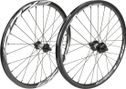 Par de Ruedas EXCESS XLC-3 20' 451x19.5mm | 36h Agujeros Negro / Blanco