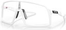 Lunettes Oakley Sutro Matte White Photochromique / Ref : OO9406-9937 