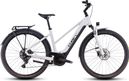 VTC Électrique Cube Touring Hybrid One 625 Trapeze Shimano Cues 9V 625 Wh 700 mm Blanc Cotton Gris 2025