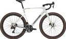 Cannondale SuperX 2 Gravelbike mit Shimano GRX Di2 12-Gang-Schaltung, 700 mm, Cashmere/Weiß