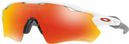 Lunettes Oakley Radar EV Path Blanc - Prizm Ruby OO9208-7238 