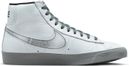 Chaussures Nike SB Blazer Mid '77 Blanc Gris