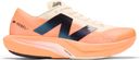 Chaussures Running New Balance FuelCell Rebel v4 Orange/Blanc Homme